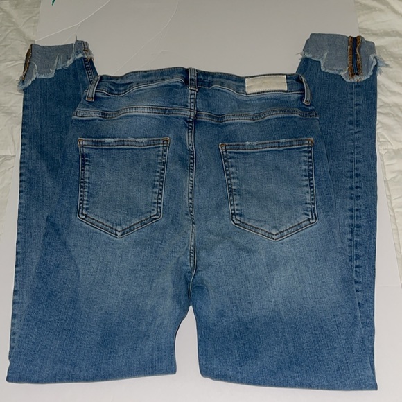 Zara Jeans NWOT size 6 - Picture 3 of 5